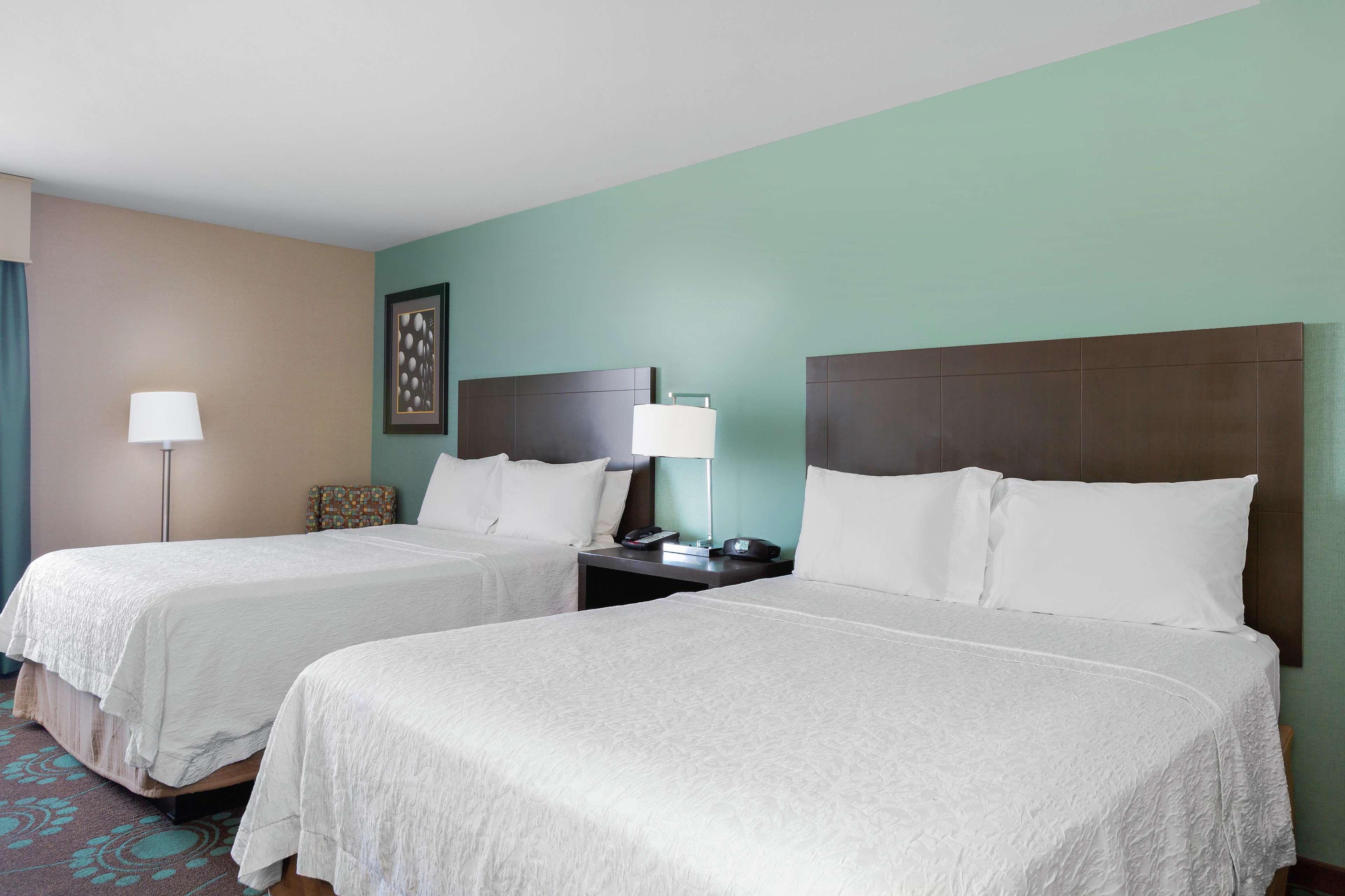 Spark By Hilton Bakersfield Central Экстерьер фото