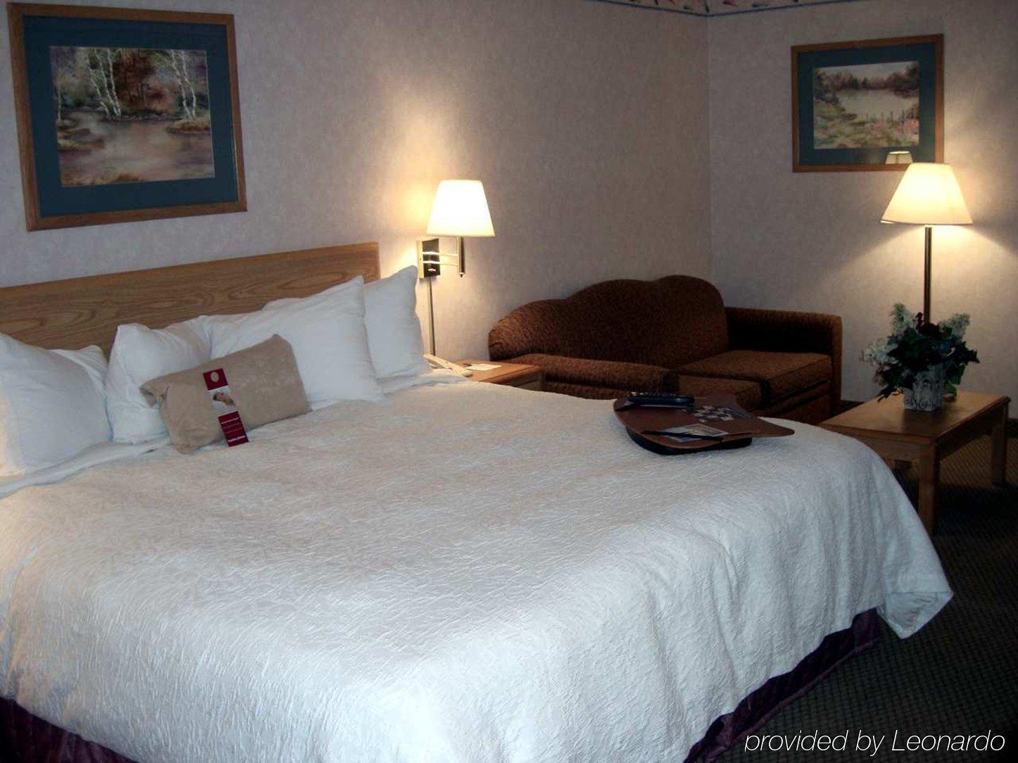 Spark By Hilton Bakersfield Central Номер фото