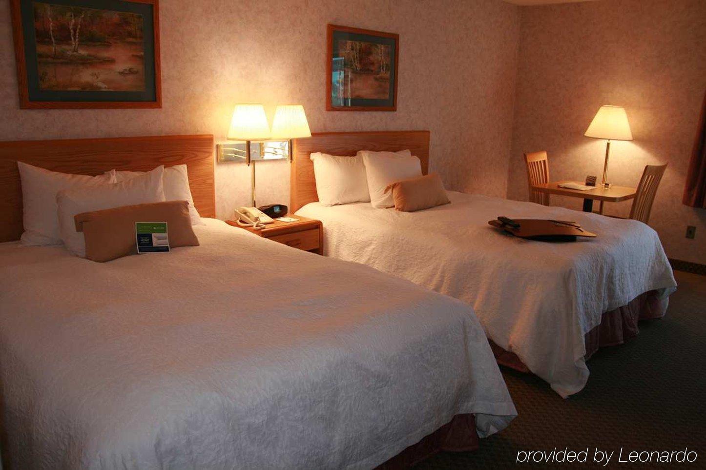 Spark By Hilton Bakersfield Central Номер фото