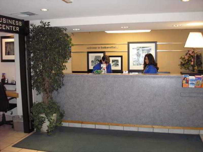 Spark By Hilton Bakersfield Central Интерьер фото