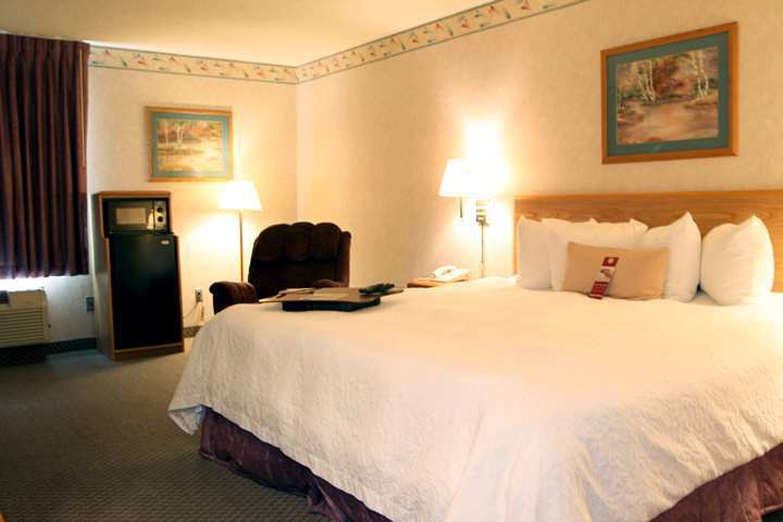 Spark By Hilton Bakersfield Central Экстерьер фото